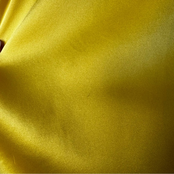 Amanda Uprichard Chaya Top Canary Yellow 100% Silk Mock Neck Small - Picture 11 of 13